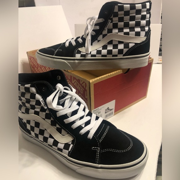 Vans Other - VANS NEW CHECKERBOARD BLACK/White mens 9.5 NEW IN BOX